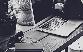 【现场】贝林厄姆最后时刻点球判罚，球迷都懂了：细节比比分更刺眼，开云